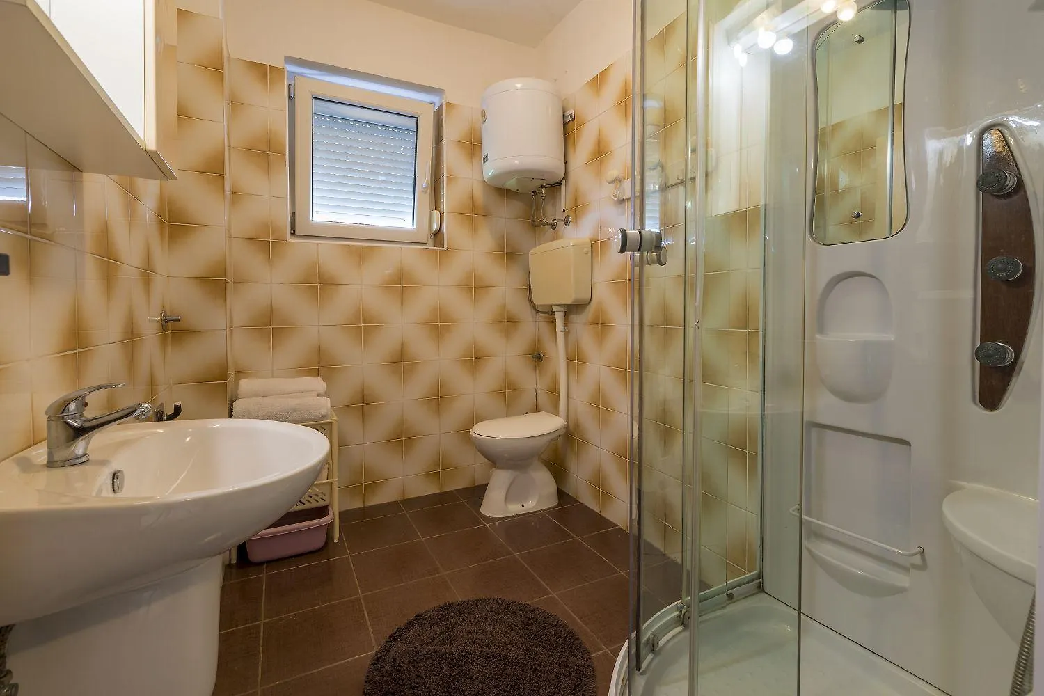 Hundefreundliches Apartment Nur 300 Meter Bis Zur Adria Mit Meerblick, Grill, Wifi Crikvenica 0*,