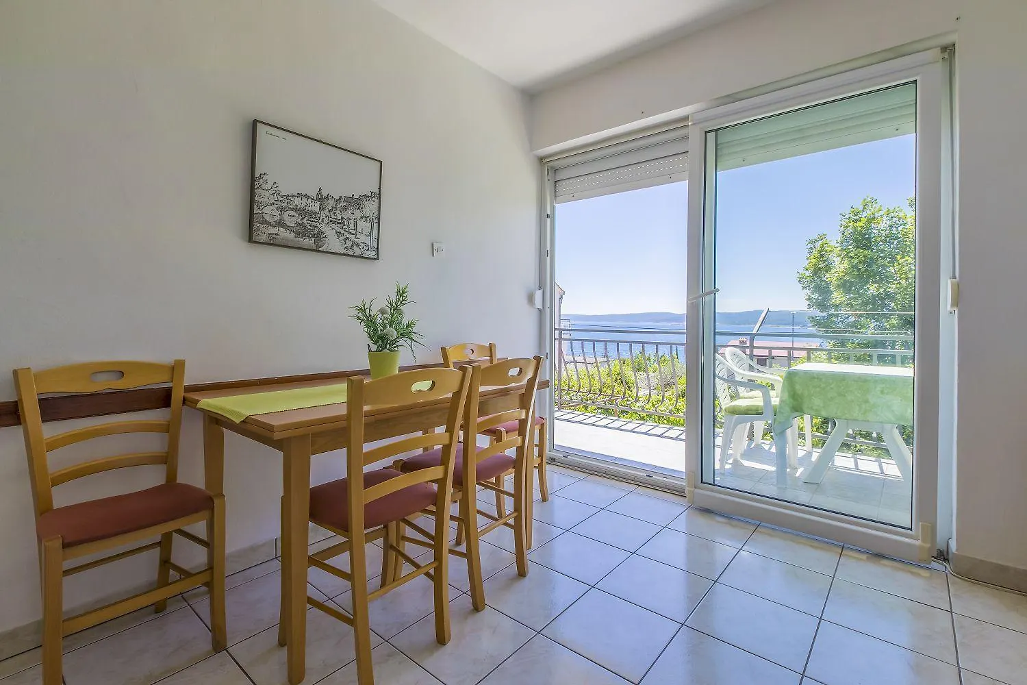 Hundefreundliches Apartment Nur 300 Meter Bis Zur Adria Mit Meerblick, Grill, Wifi Crikvenica