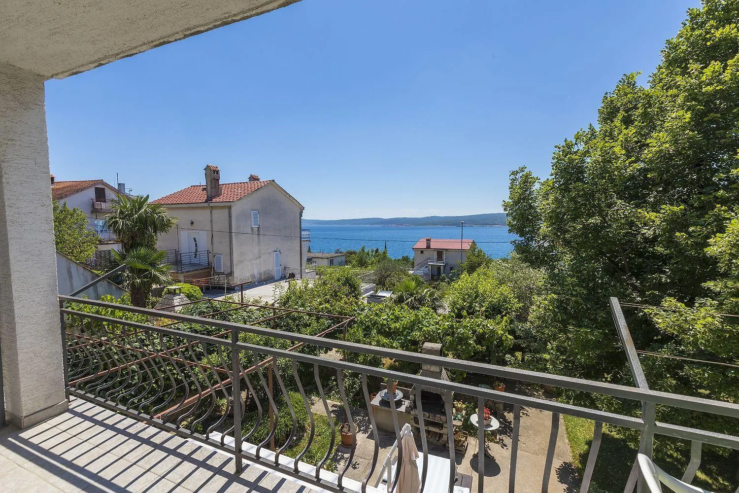 Hundefreundliches Apartment Nur 300 Meter Bis Zur Adria Mit Meerblick, Grill, Wifi Crikvenica