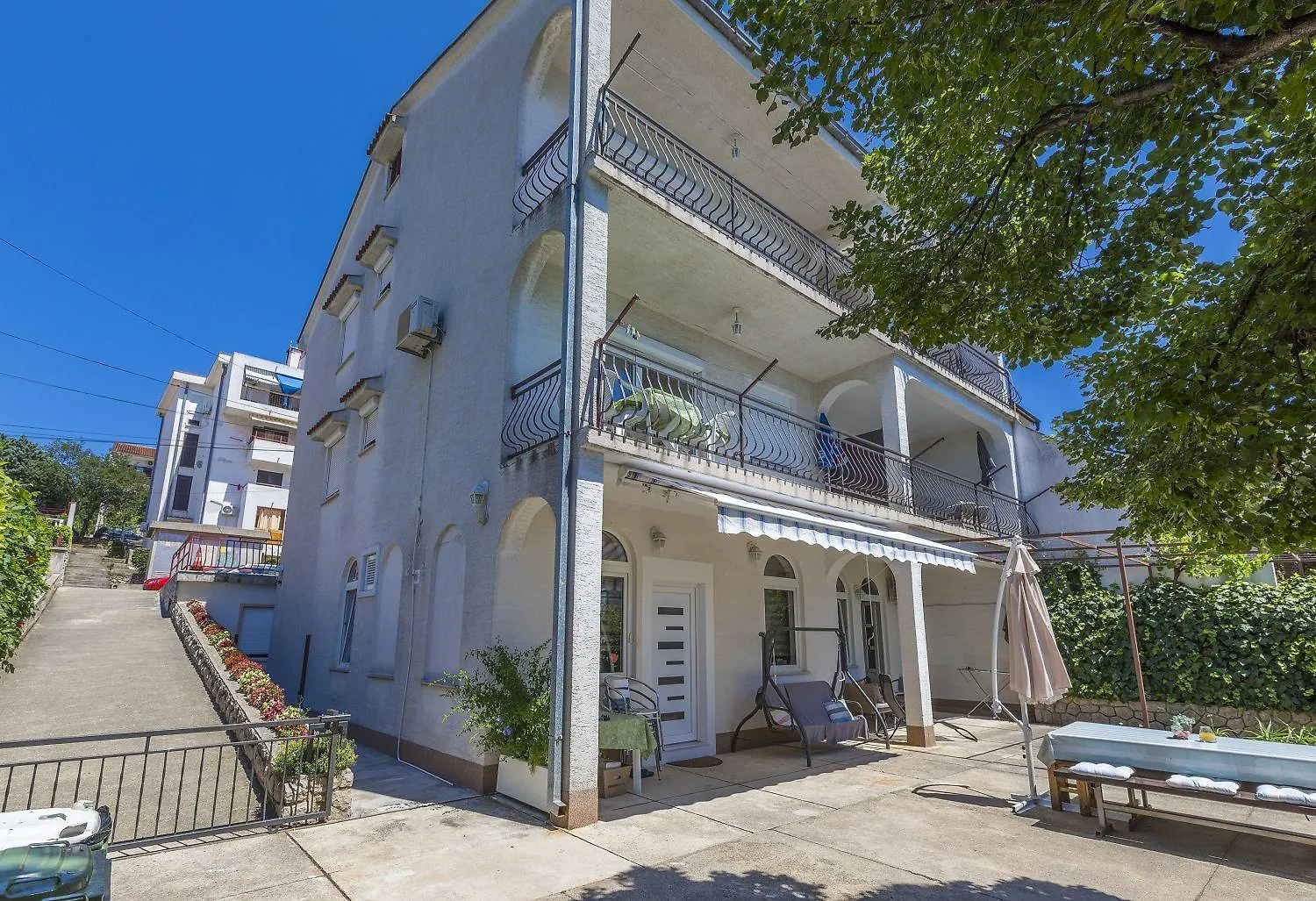 Hundefreundliches Apartment Nur 300 Meter Bis Zur Adria Mit Meerblick, Grill, Wifi Crikvenica